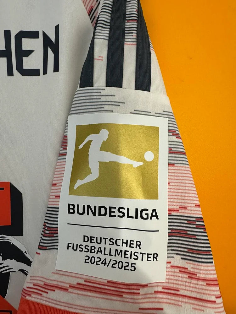 Müller 25/26 Bayern Away Kit Football Shirt