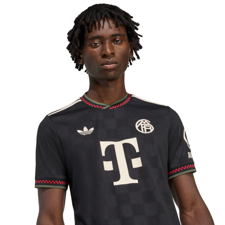 Player Edition 2025/26 Bayern Munich Third Football Jersey