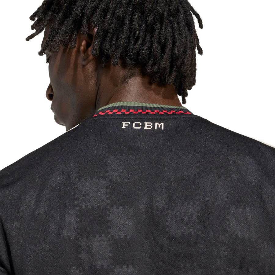 Player Edition 2025/26 Bayern Munich Third Football Jersey