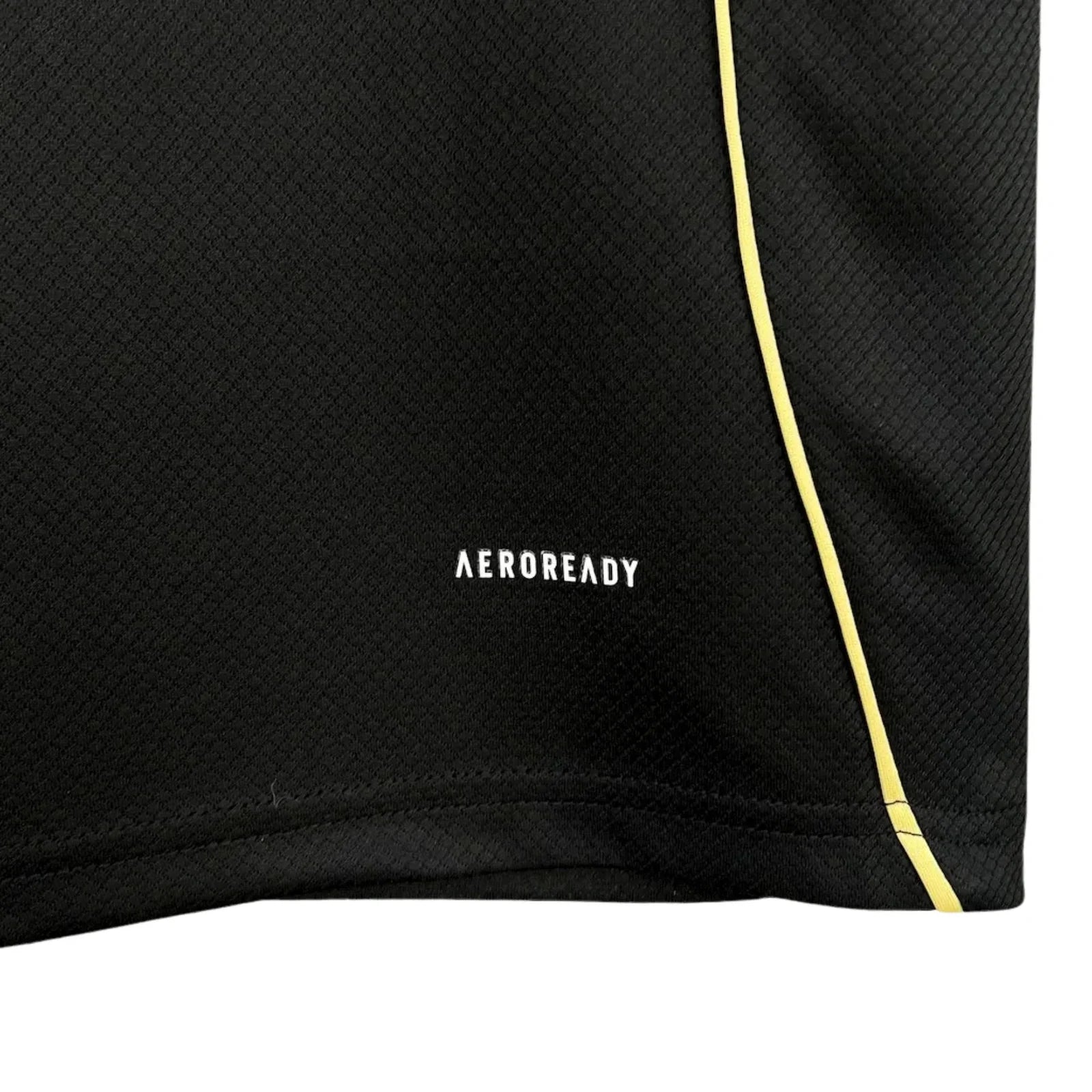 25-26 Liverpool Black Gold Special Edition Football Shirt